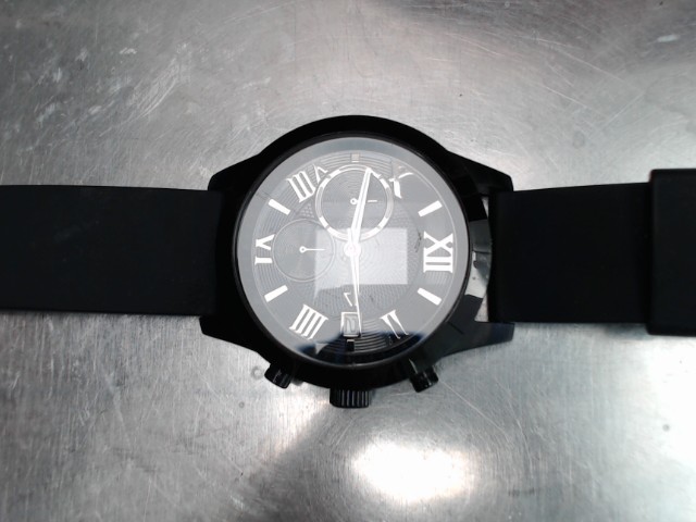 Montre bracelet caouchouc noir