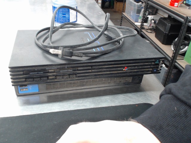 Playstation 2 fil pas de manette