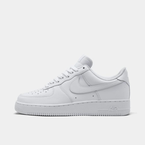 Nike air force 1 07 new in box
