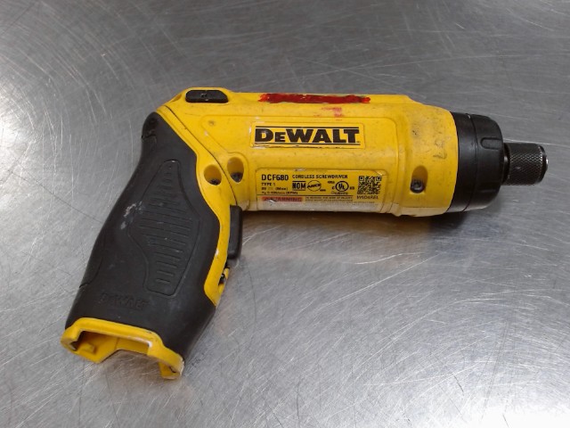 Visseuse dewalt outils seulement