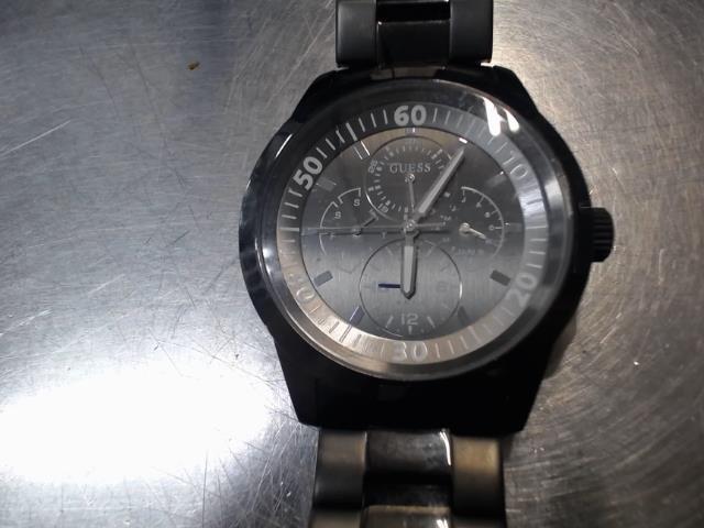 Montre ds boite+2maille+manuel