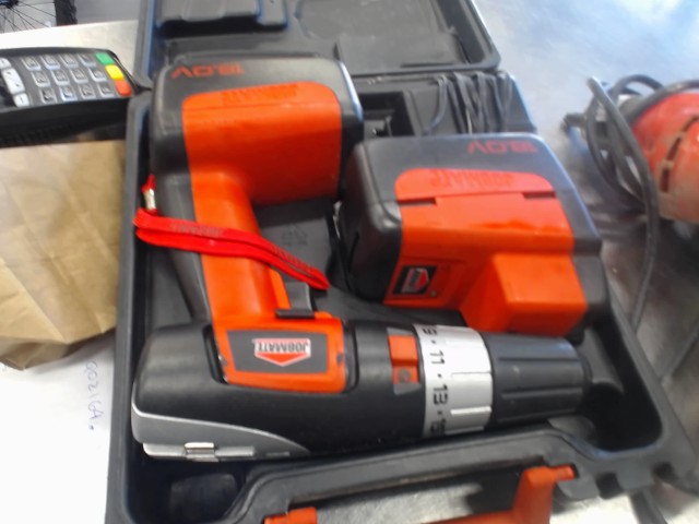 Drill avec 2 batt et case