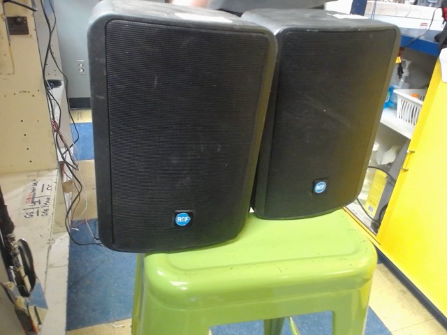 2 baffe rcf monitor 4