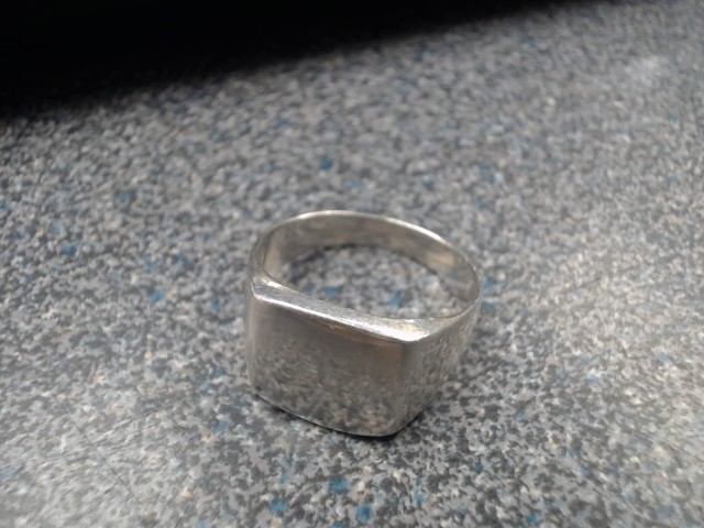 Bague simple avec embout plat