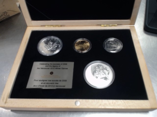 Coin set vancouver 2010 4 coin box