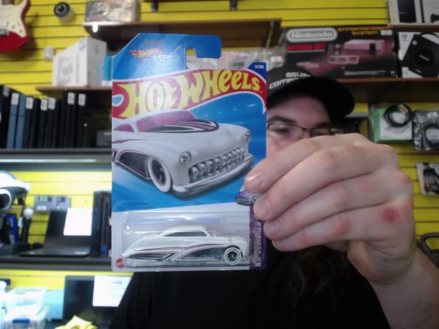 Hotwheels purple passion