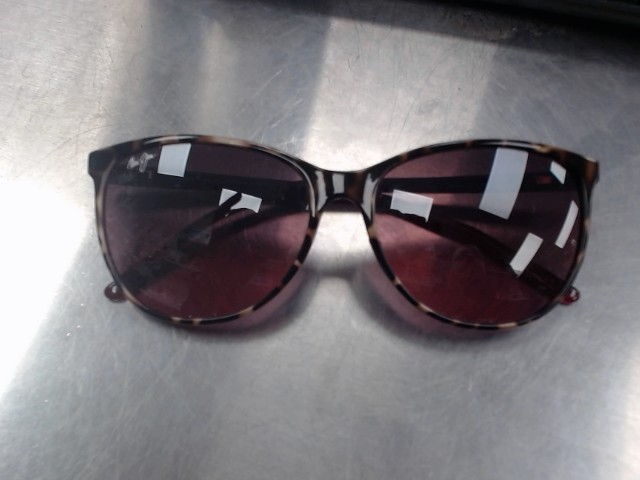 Lunette soleil rose maui bonne etat
