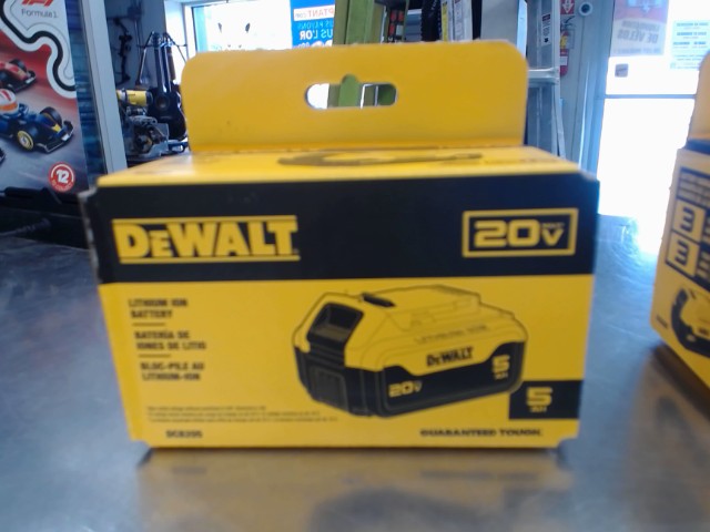 Batterie dewalt 5ah neuf en boite