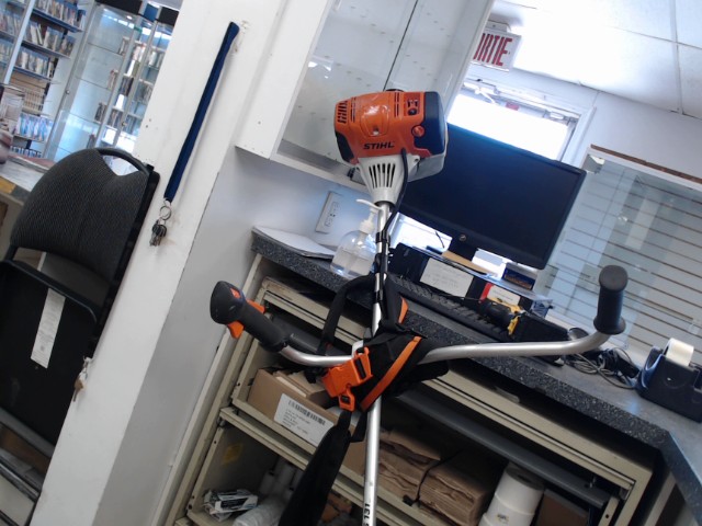 Debroussailleuse a gaz