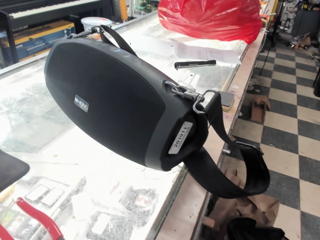 Speaker bluetooth w-king x10