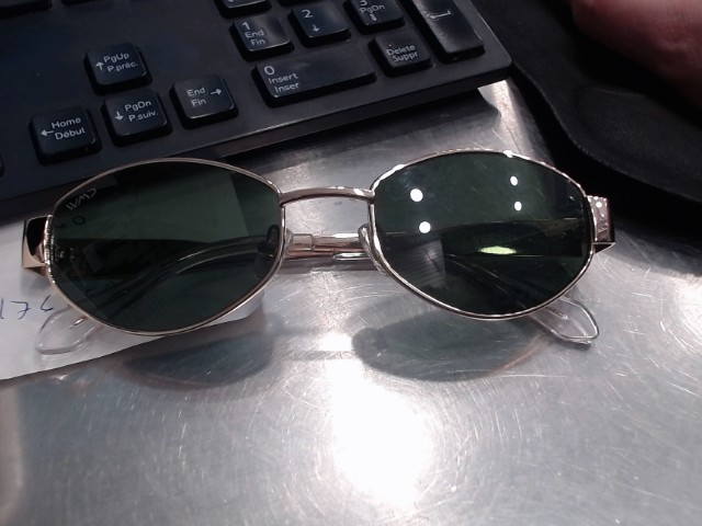 Paire lunette soleil