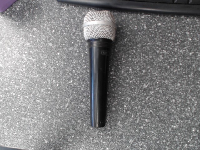 Micro shure sv100