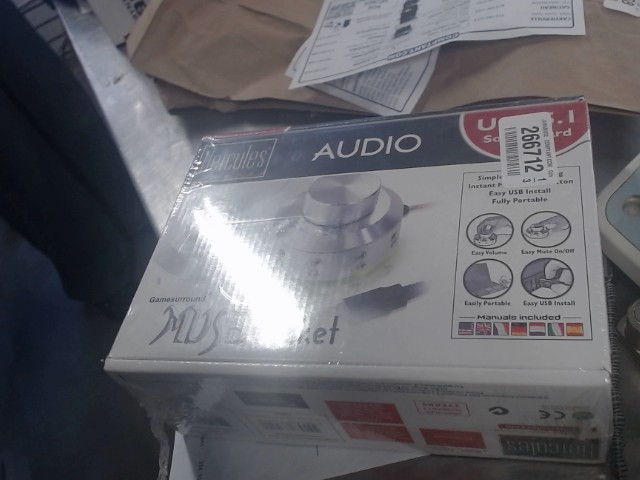 Muse pocket in box