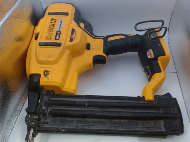 Brad nailler gun + batterie