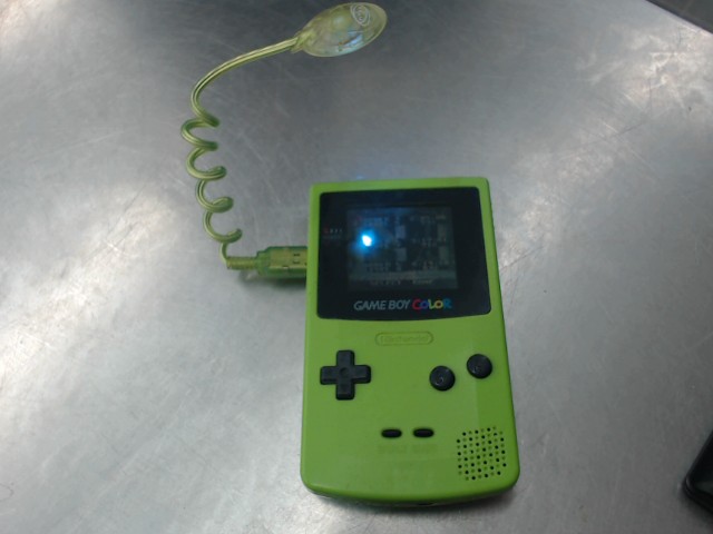 Gameboy color verte av lumiere eclairant