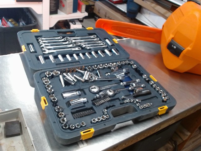 Mastercraft tool box