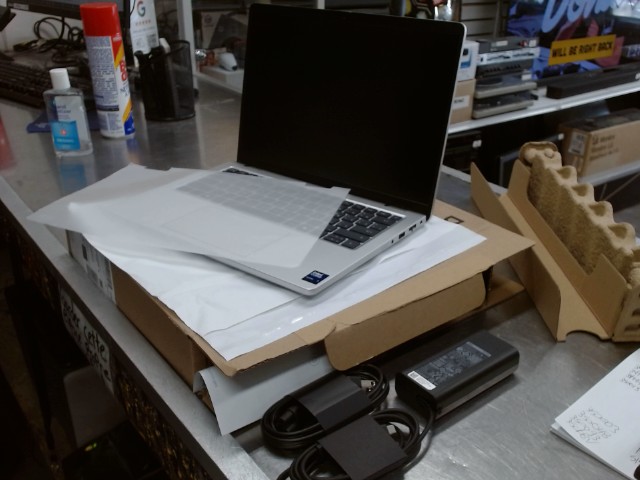 Laptop dell pro 14 plus neuf ds la boite