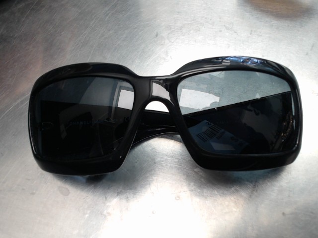 Lunette soleil channel noir