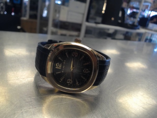 Montre tahari