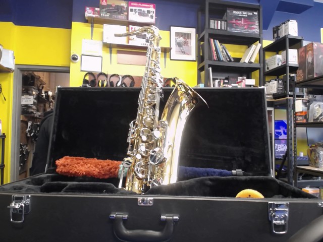 Saxophone comme neuf ds case