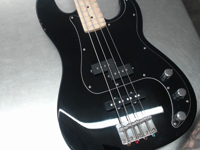 Squier precision bass acheter ici