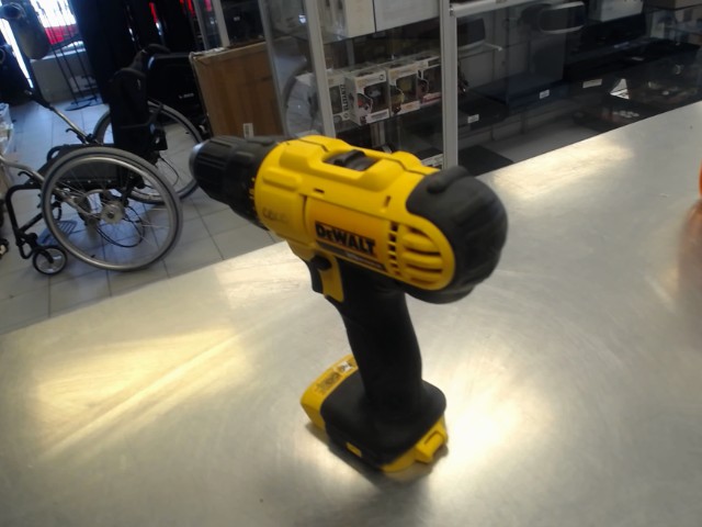Drill driver dewalt