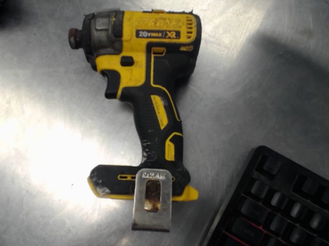 Impact driver dewalt
