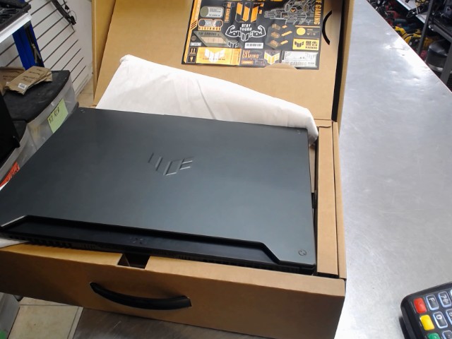 I5-12th 2.5ghz 16gram 1to rtx3050 + chrg