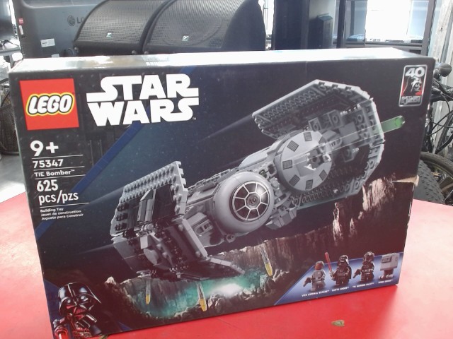 Lego star wars tie bomber 625pcs neuf