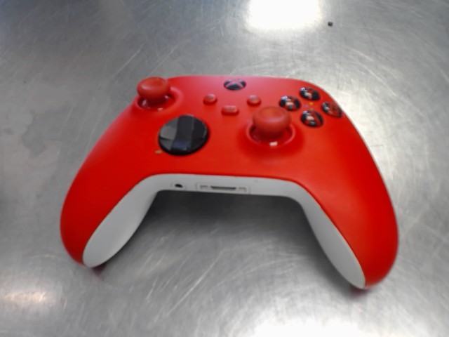 Manette xbox series rouge