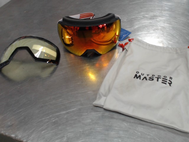 Paire de lunette de ski+vitre de plus
