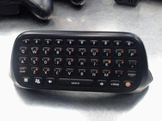 Xbox 360 chatpad