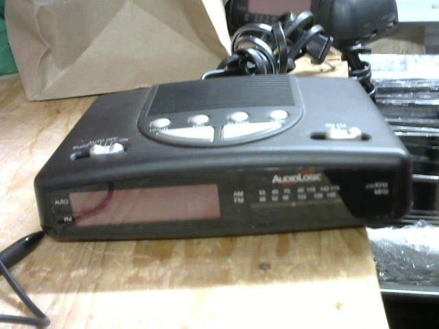 Reveille matin am/fm