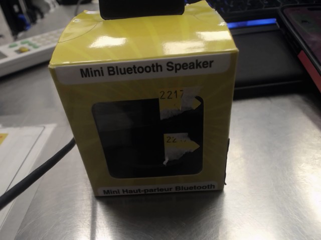 Speaker bluetooth