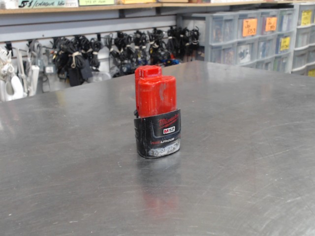 Batterie 12v (1.5ah)