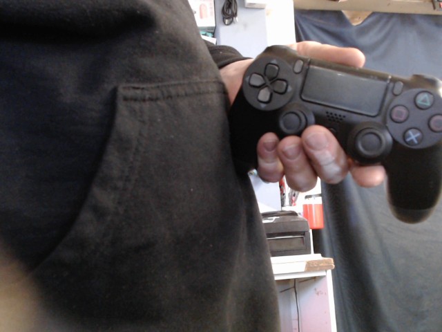 Man ps4 chinoise