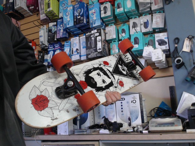 Skate clean presque new sector 9