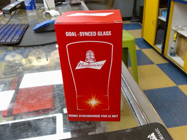 Goal-synced glass
