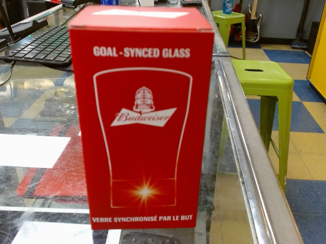 Goal-synced glass