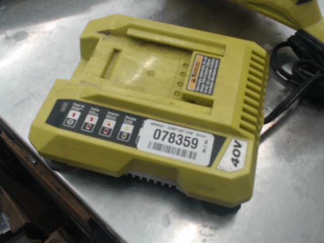 Chargeur ryobi classe 2 40v