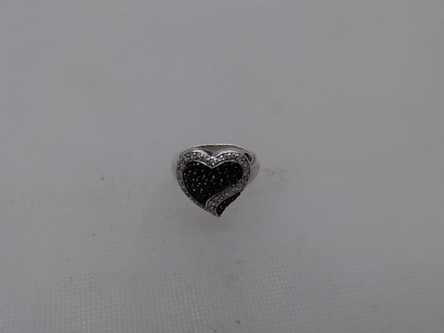Bague en argent coeur