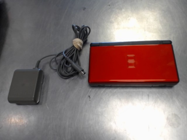 Console nintendo ds lite +chargeur