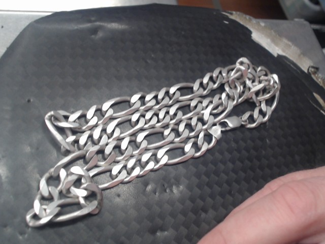 Chaine en argent