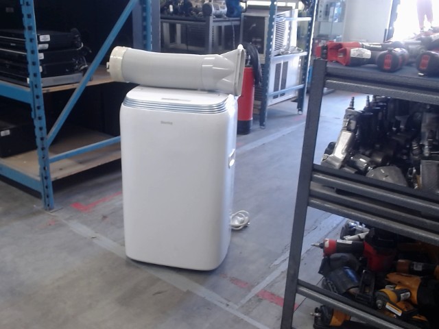 Air climatiser 11k btu+tuyaux no tc