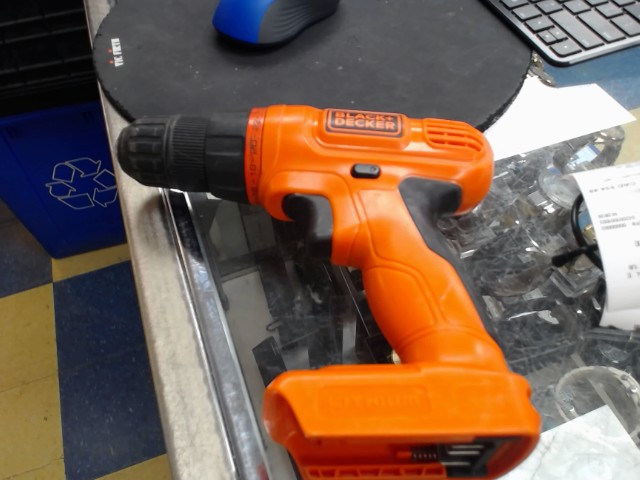 Drill black and decker sans batterie