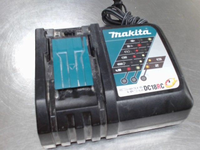 Chargeur de battery makita