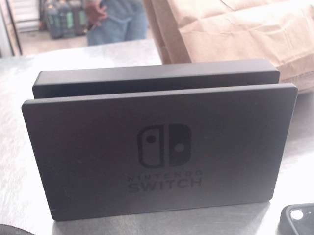 Dock pour switch tester okay