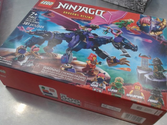 Lego ninjago 381 pcs