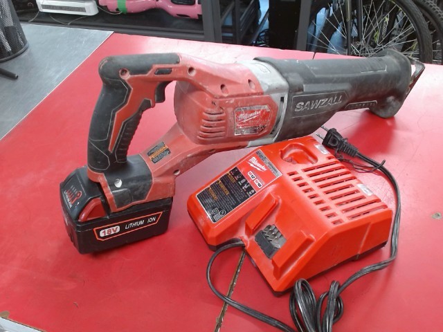 Scie alternative+batterie+chargeur