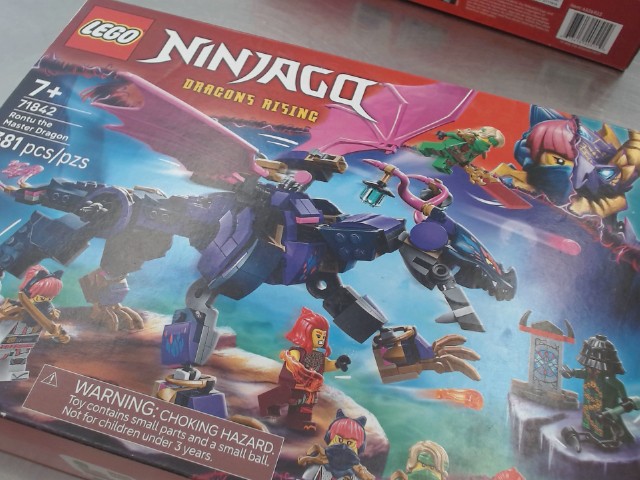 Lego ninjago 381pcs